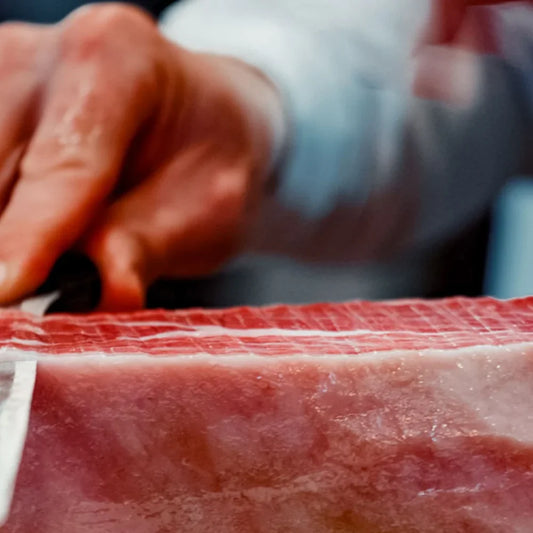 Los cuatro precintos del jamón: cómo elegir bien