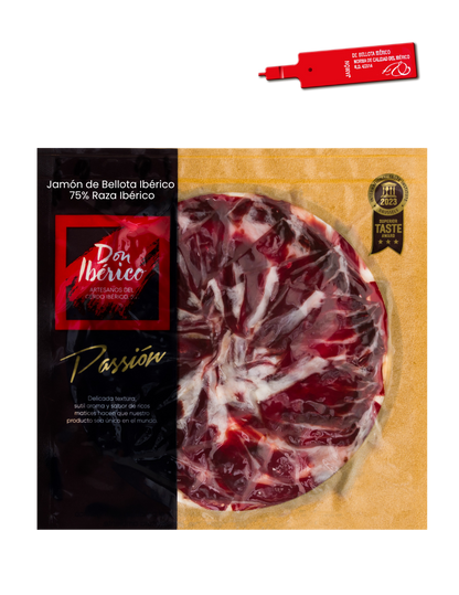 Sobre a cuchillo de Jamón de Bellota Ibérico (75% R.I)